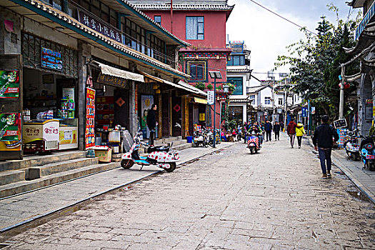 dac biet khung3 ngay